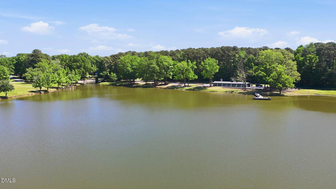 https://bt-photos.global.ssl.fastly.net/tmls/1280_boomver_1_10177594-2.jpg