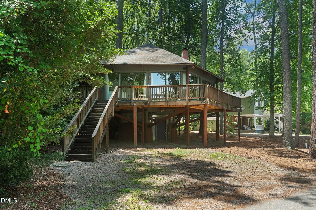 829 Eagles Nest Drive - Photo 1