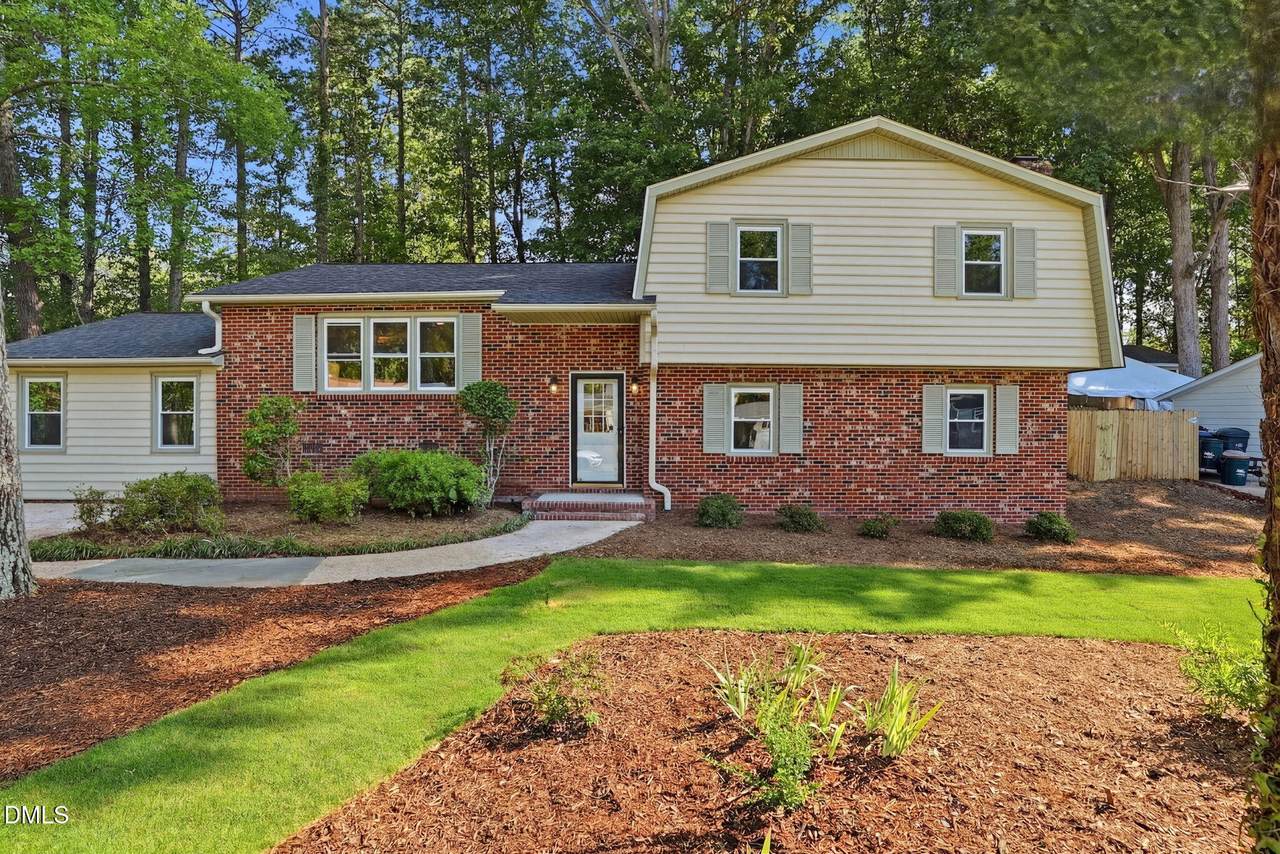803 Roanoke Drive - Photo 1