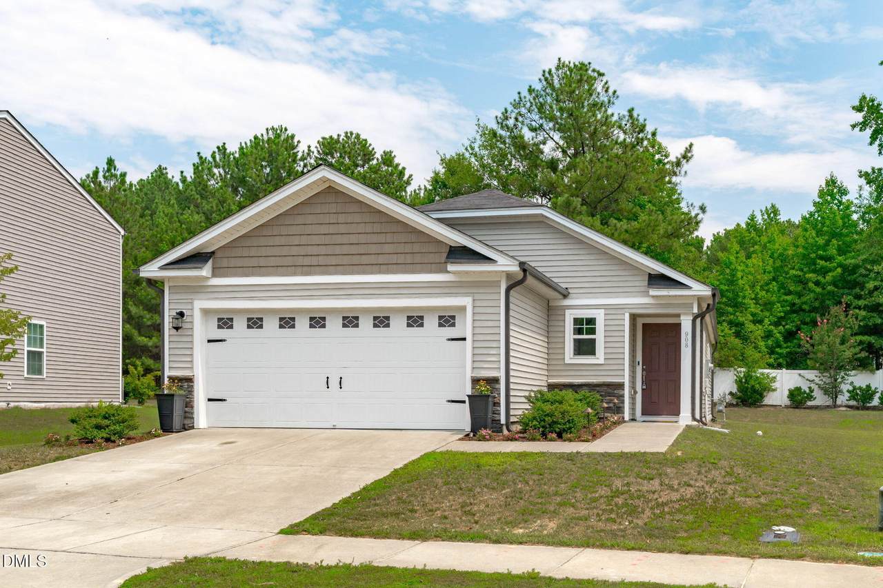 908 Bellewood Gardens Drive - Photo 1