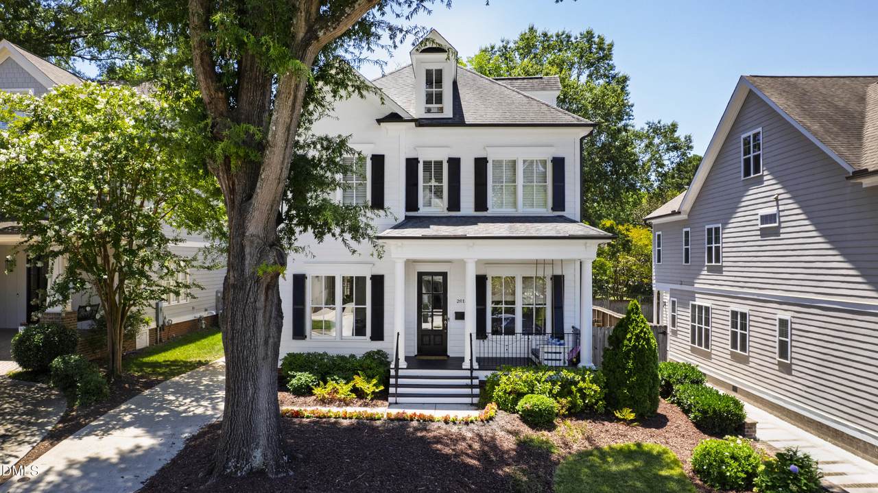 2615 Davis Street - Photo 1