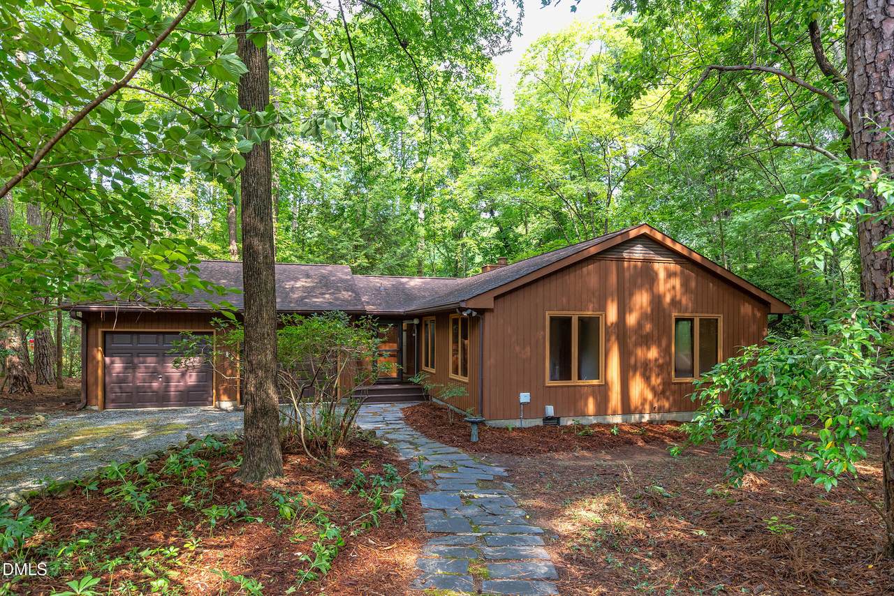 239 Seminole Drive - Photo 1
