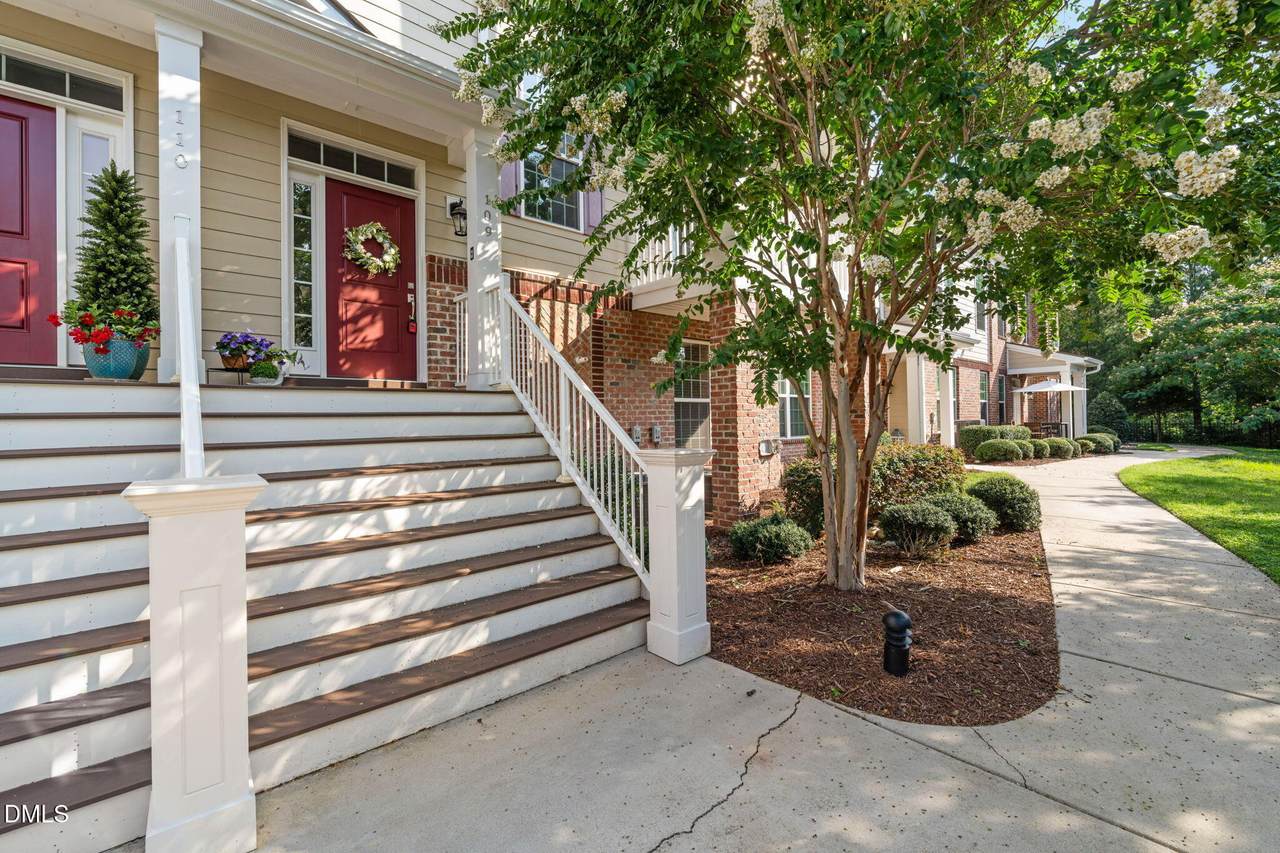 10210 Sablewood Drive - Photo 1