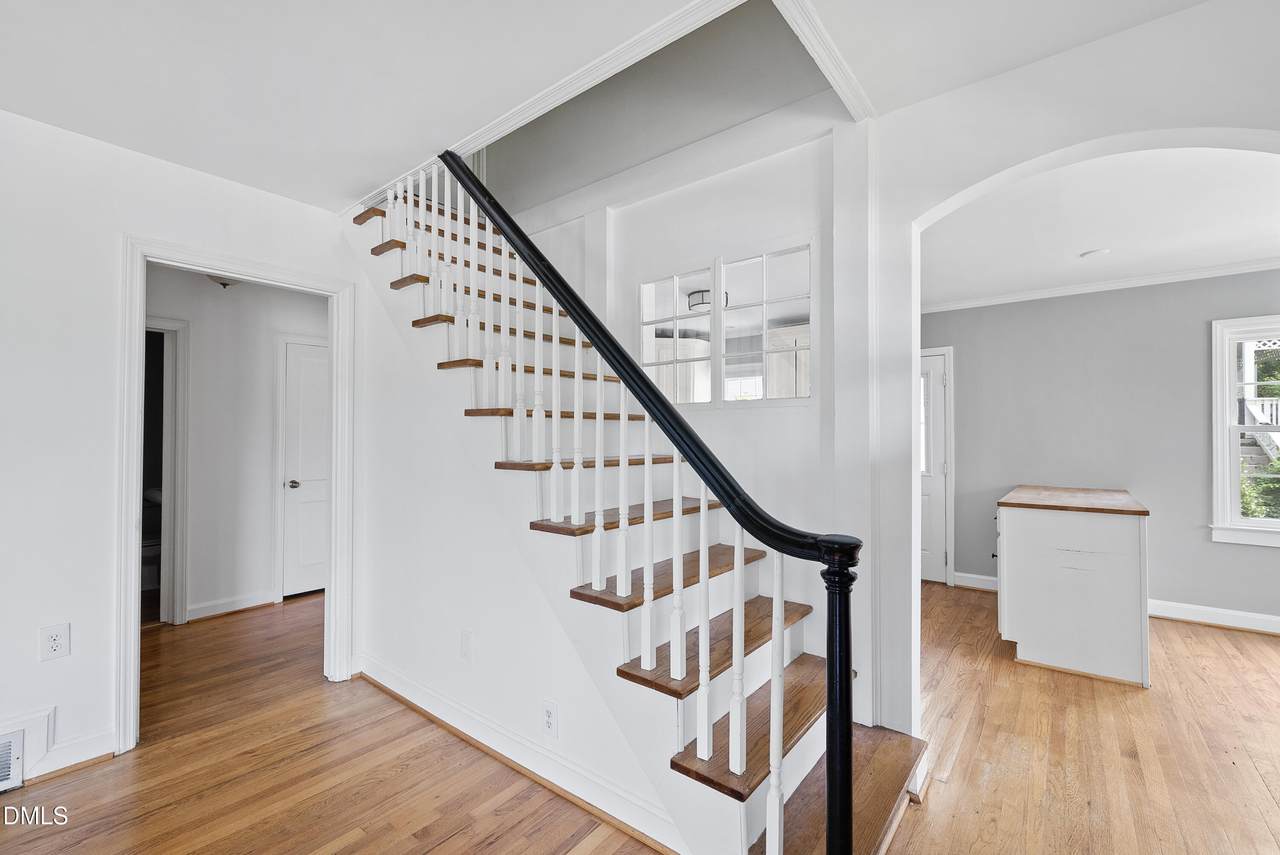 2924 Oberlin Road - Photo 1