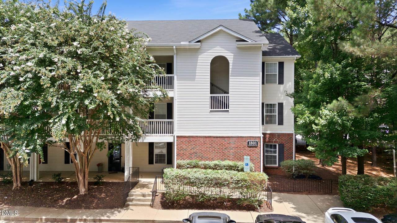 1801 Trailwood Heights Lane - Photo 1