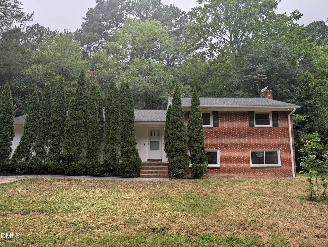 514 Morreene Road - Photo 1