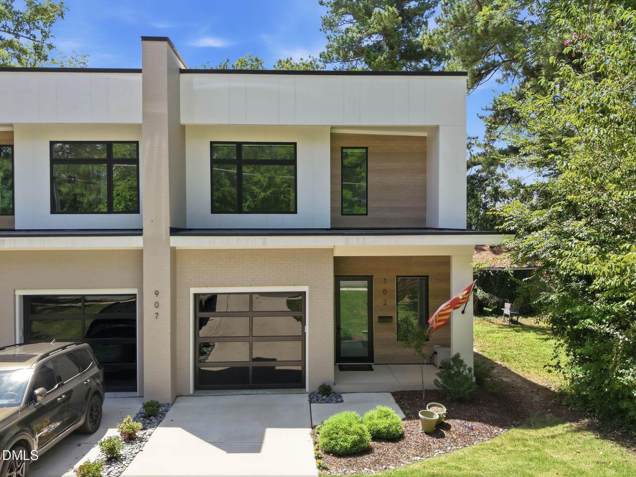 907 State Street - Photo 1