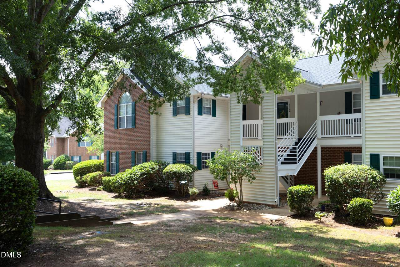 1112 Renshaw Court - Photo 1