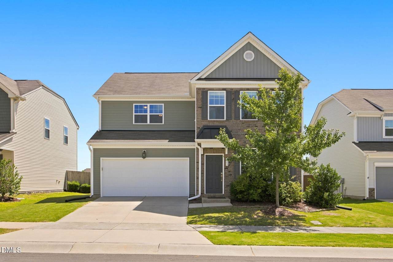 703 Starry Sky Drive - Photo 1