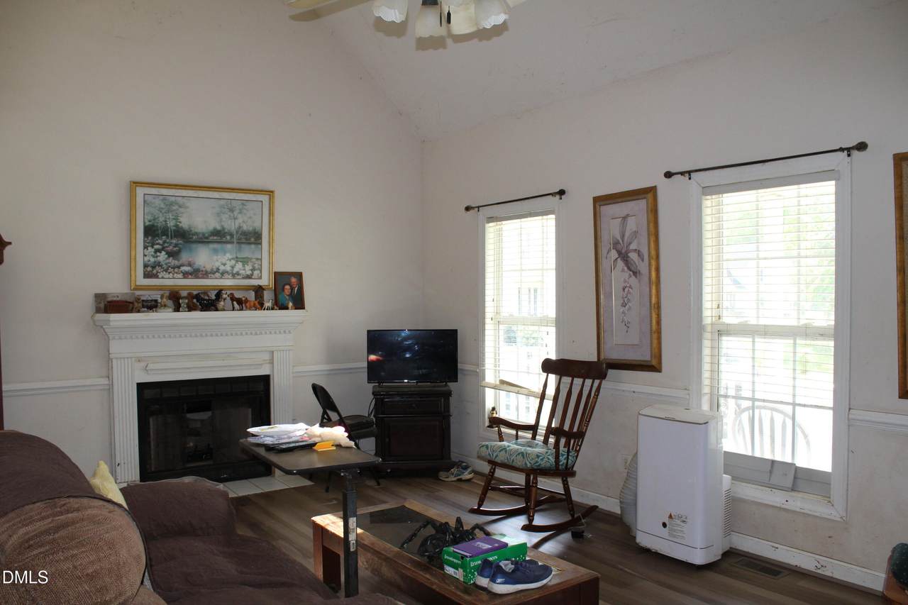 https://bt-photos.global.ssl.fastly.net/tmls/1280_boomver_1_10187495-2.jpg