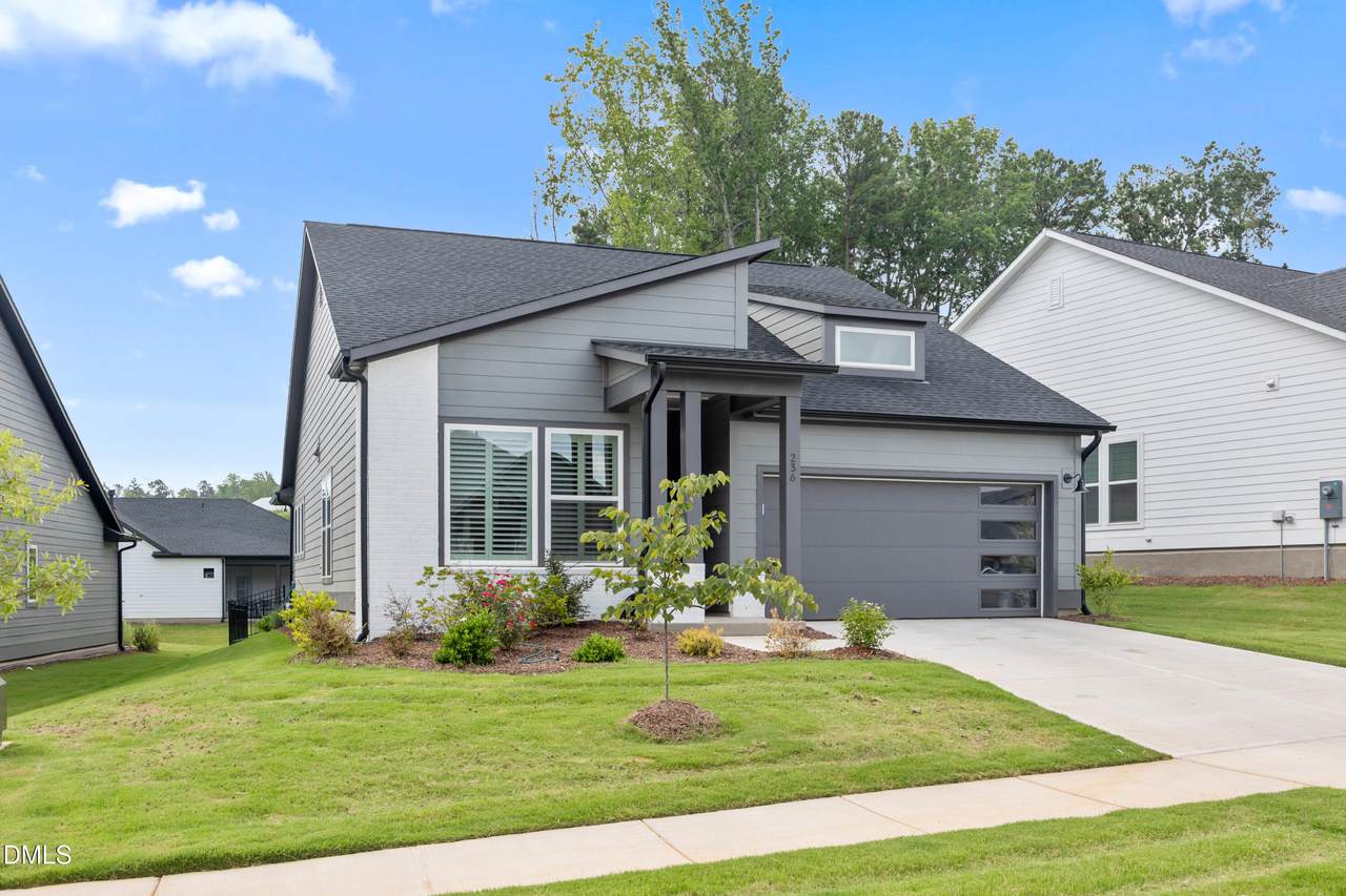 236 Aspen Avenue - Photo 1