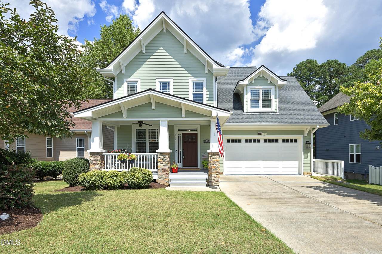 712 Shoals Lake Drive - Photo 1
