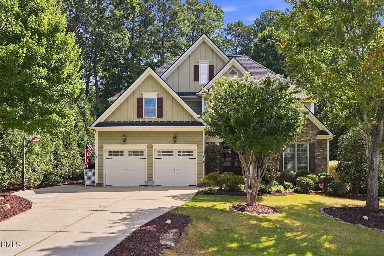 2405 Thurrock Drive - Photo 1