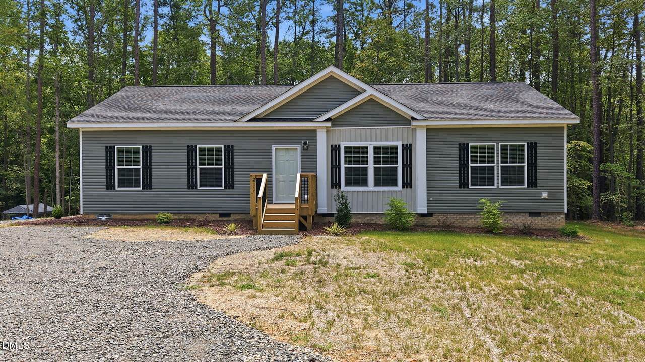 211 Old North Carolina 75 - Photo 1