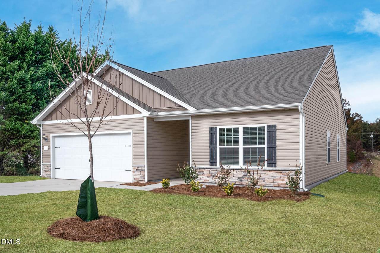 104 Independence Lane - Photo 1