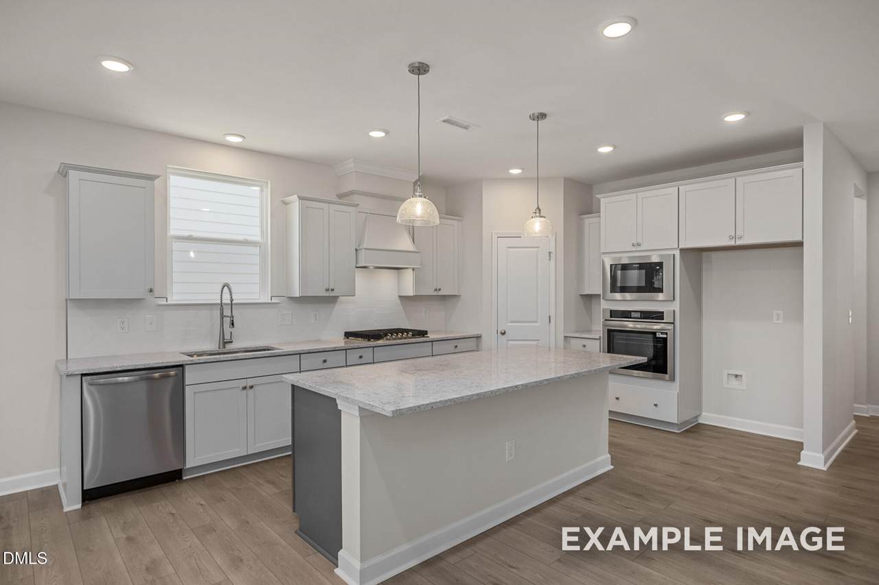 904 Diana Victoria Court - Photo 1