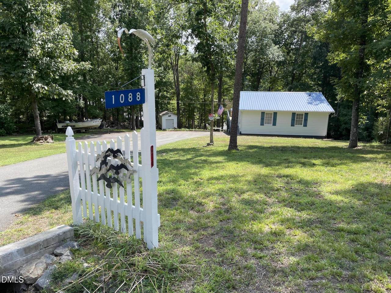 1088 Hyco Hills Road - Photo 1