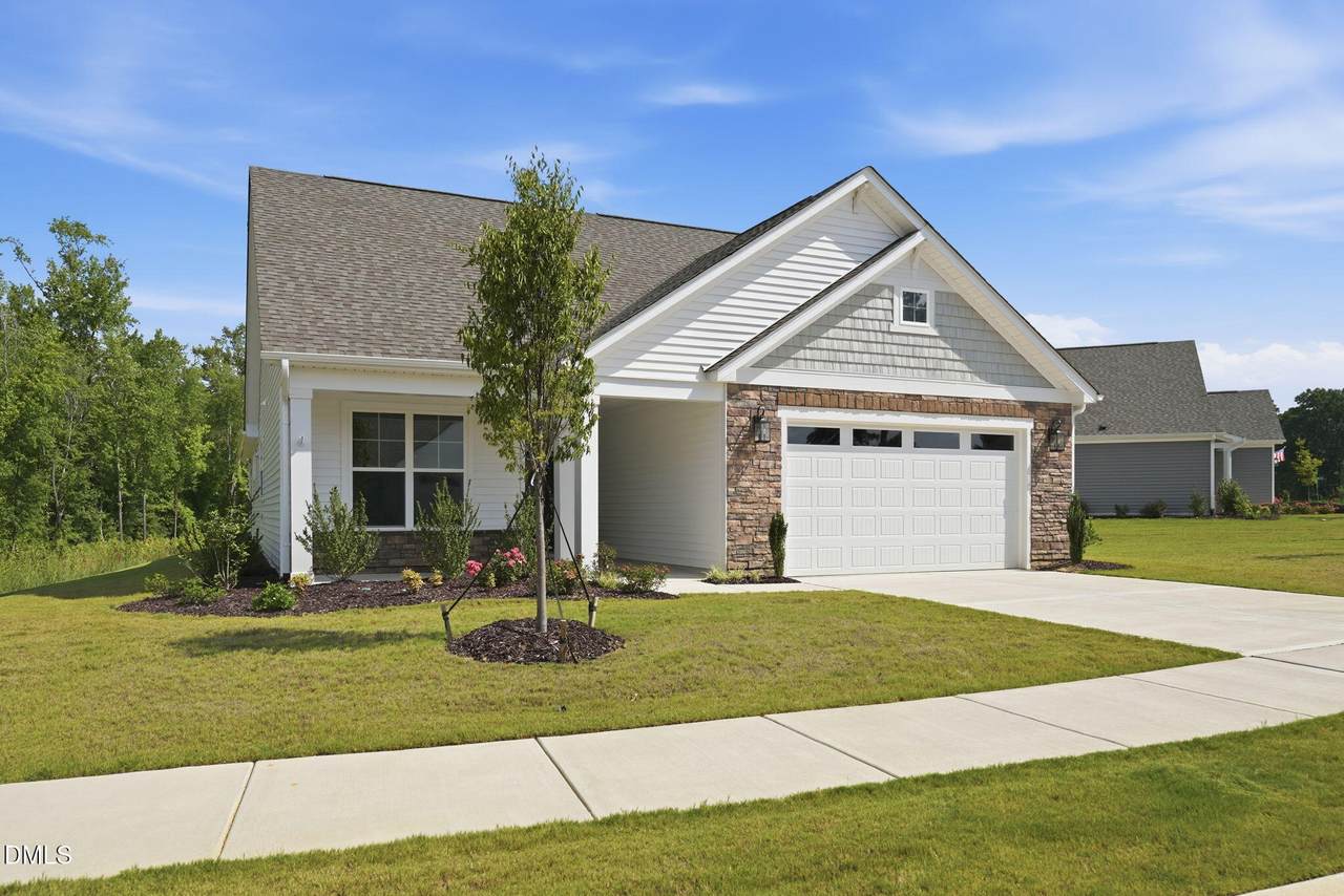 129 Oban Drive - Photo 1