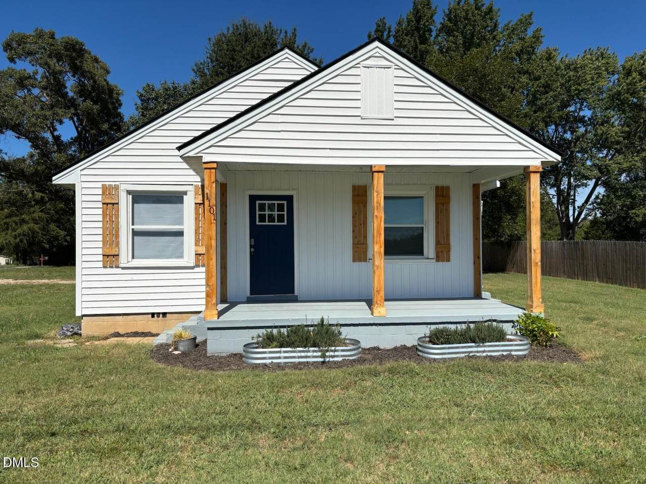 1101 Mason Street - Photo 1