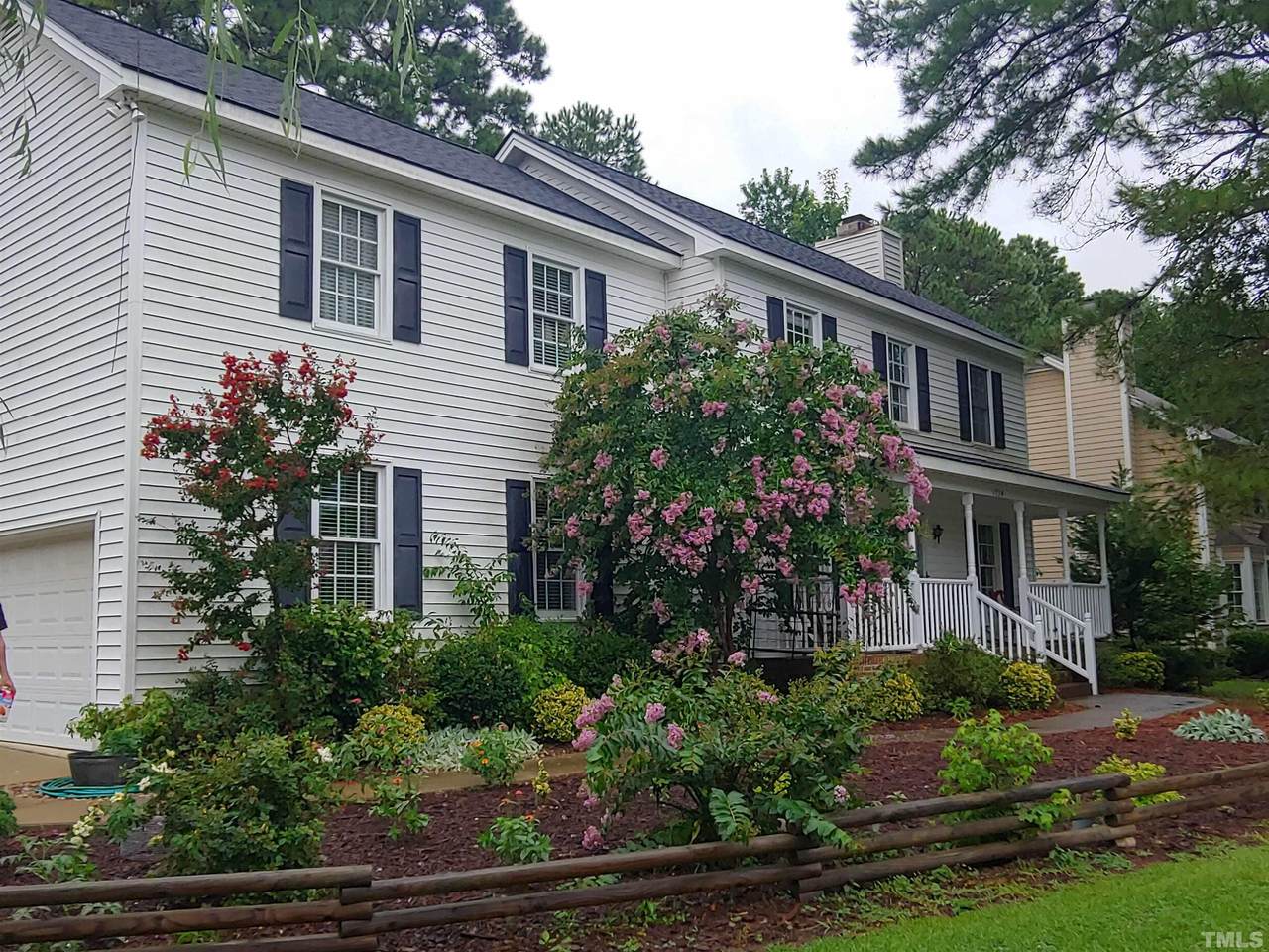 1734 Woodland - Photo 1