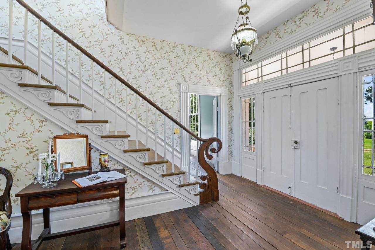 48 Hunt Road - Photo 1