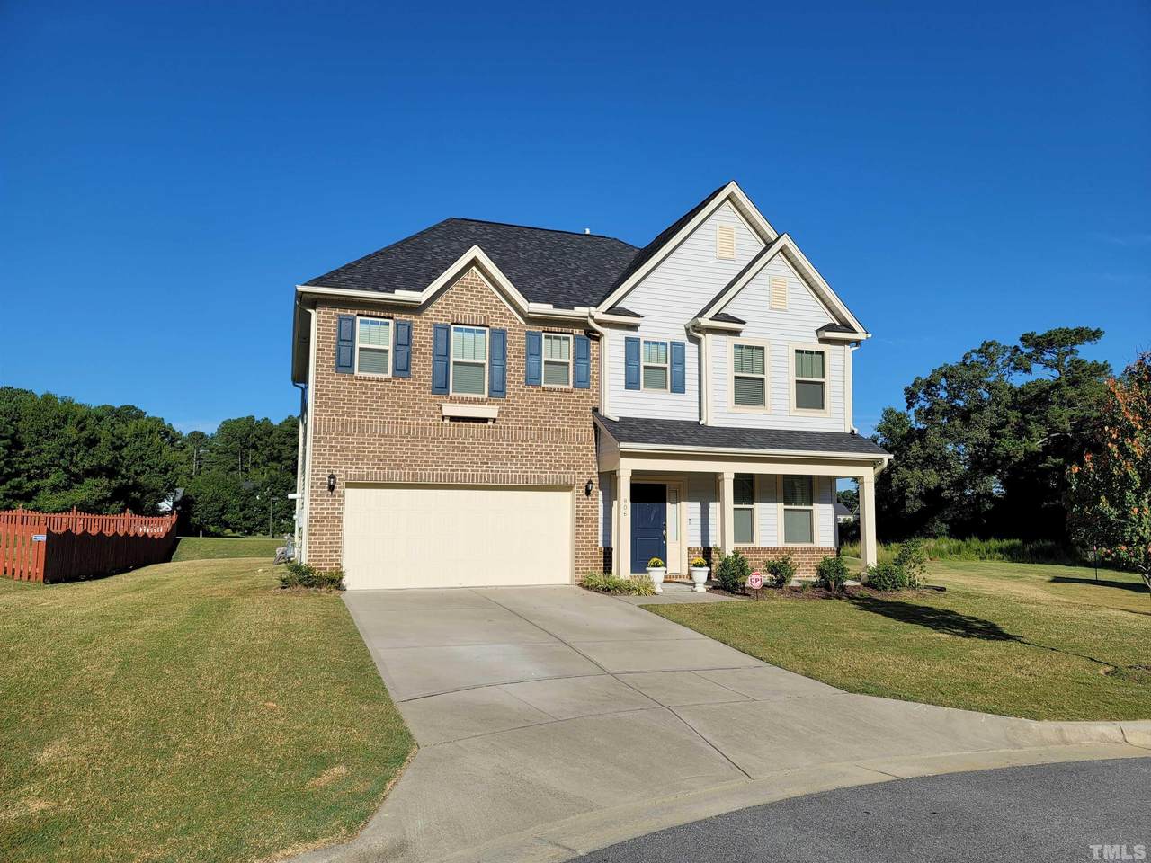 806 Tupelo Glen Court - Photo 1