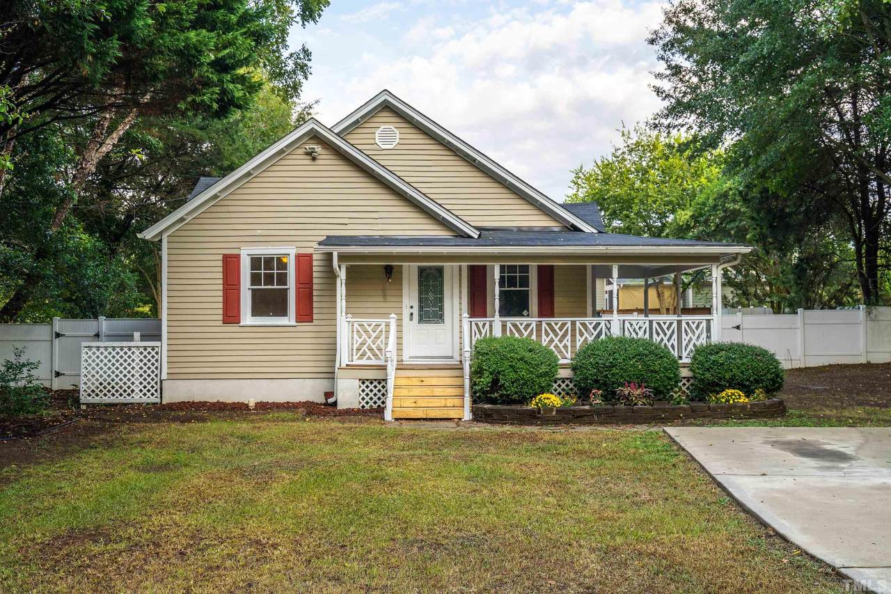 1624 Bennett Street - Photo 1