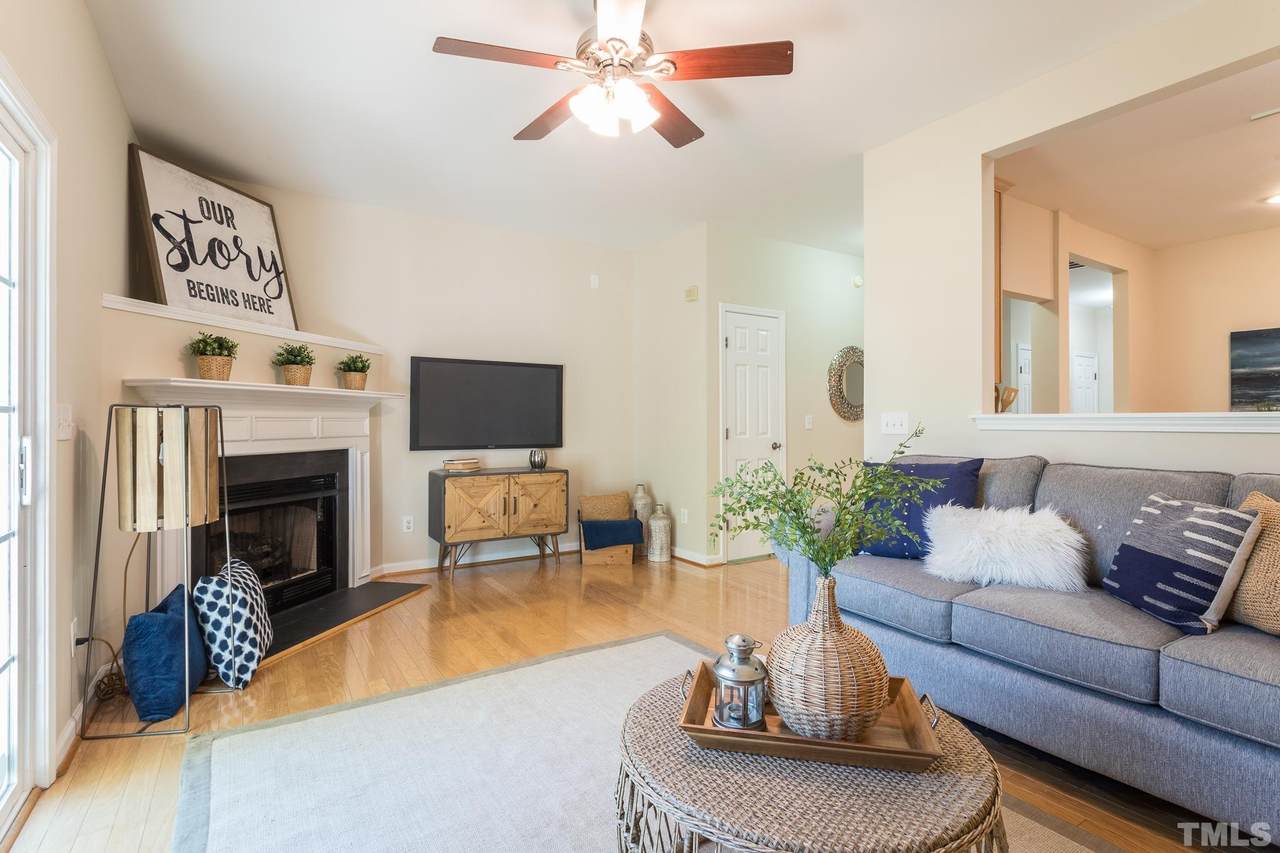 1005 Crimson Drive - Photo 1