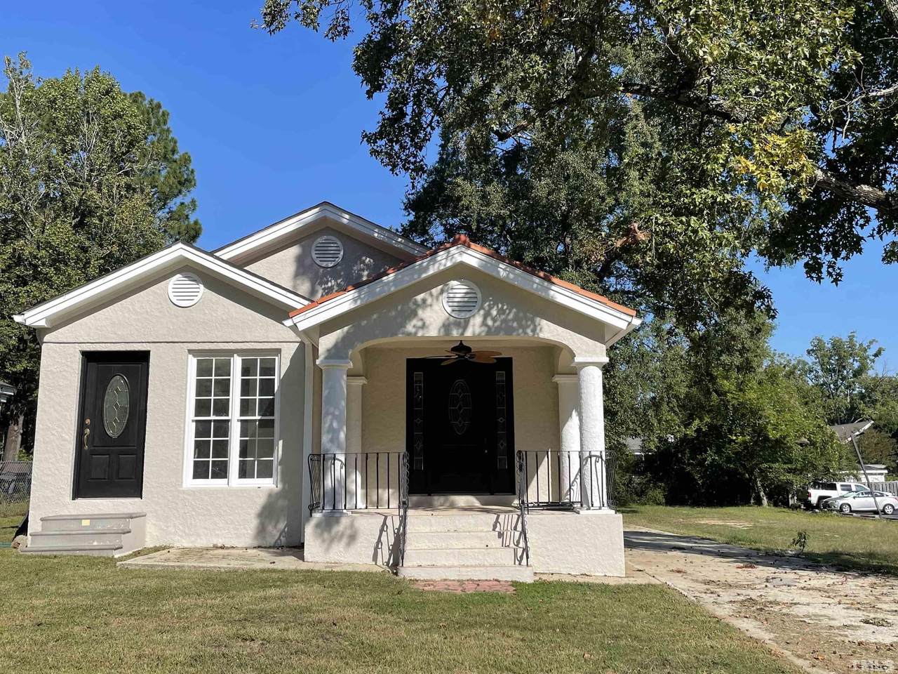 108 Lee Street - Photo 1