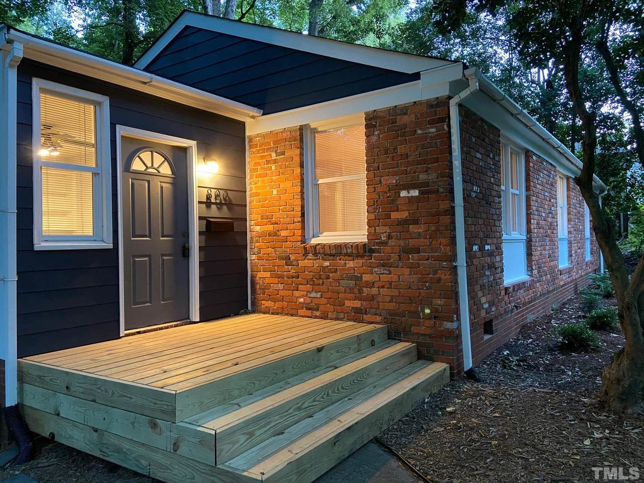 800 Dennis Avenue - Photo 1