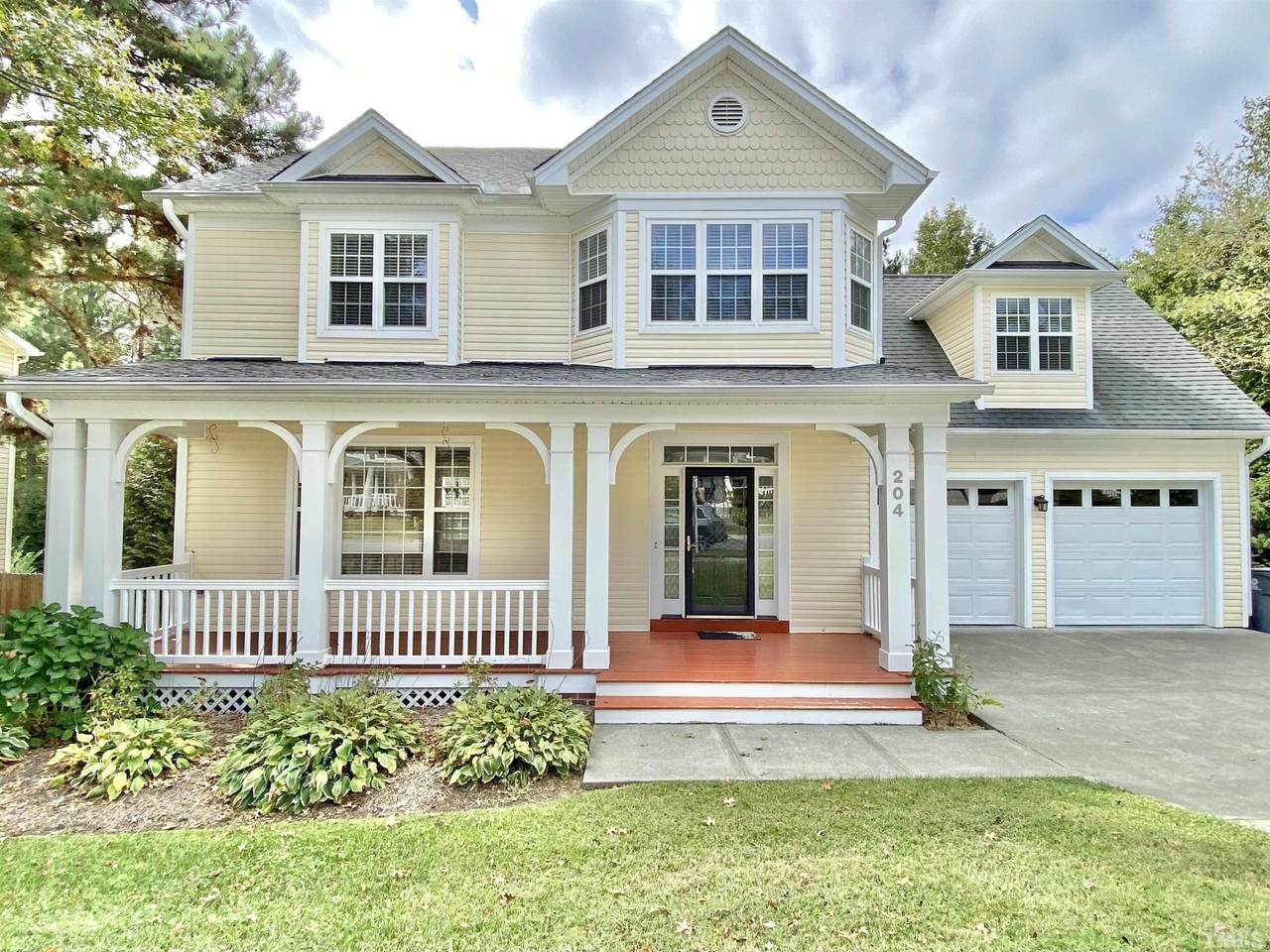 204 Oxford Park Boulevard - Photo 1