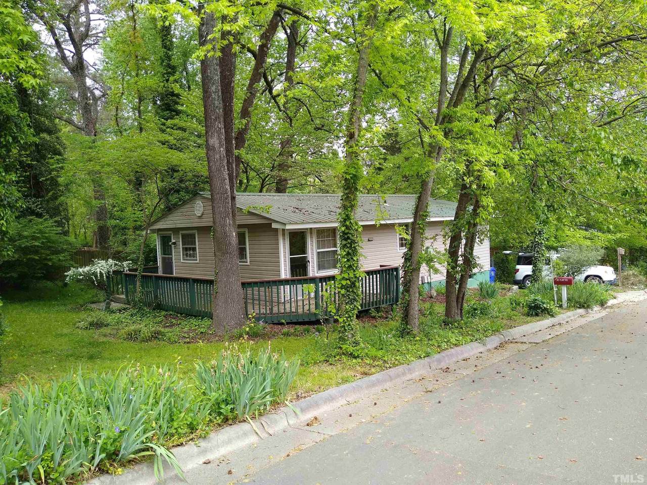 105 Plant Road - Photo 1