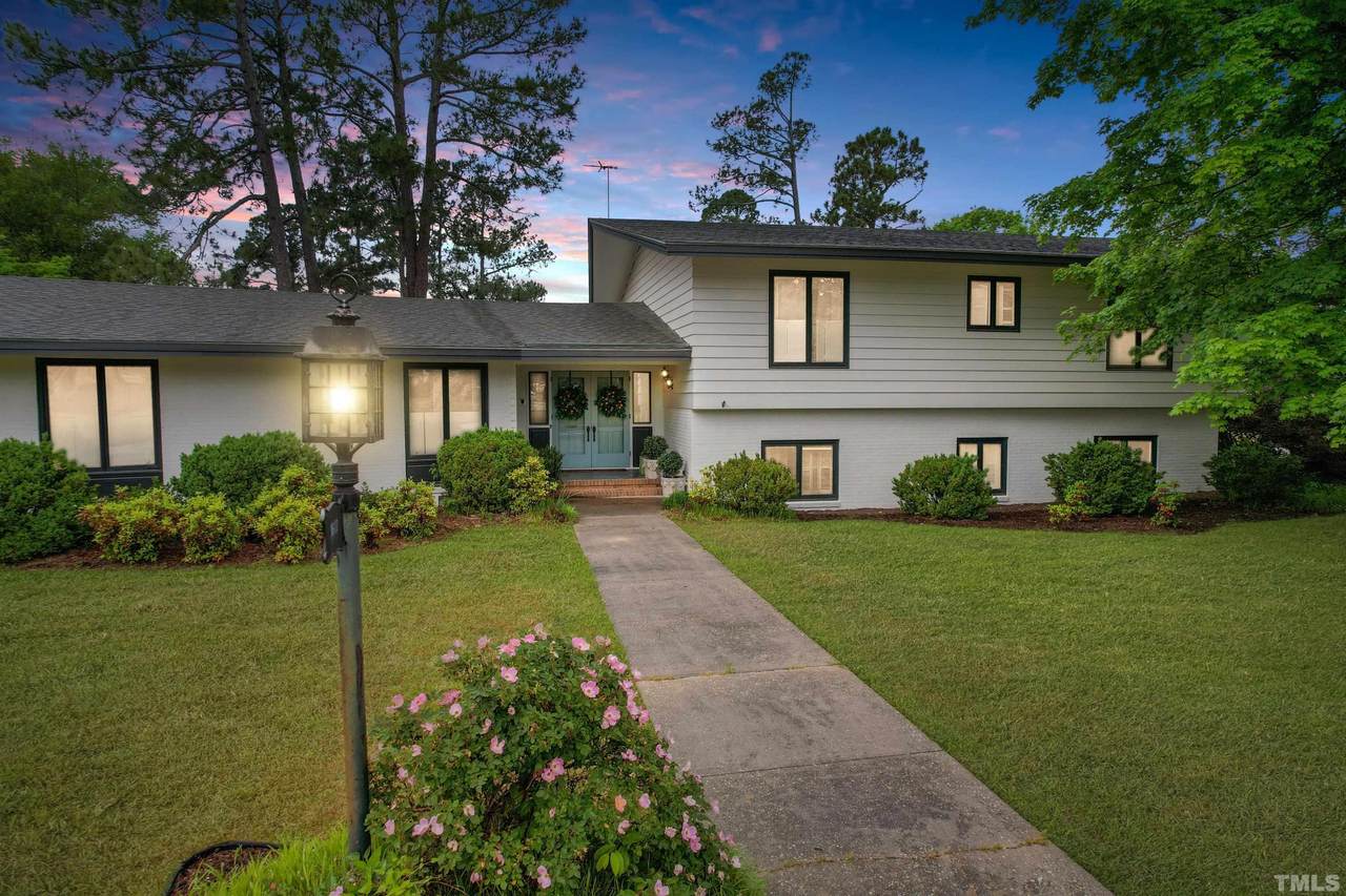 1607 Lakeshore Drive - Photo 1