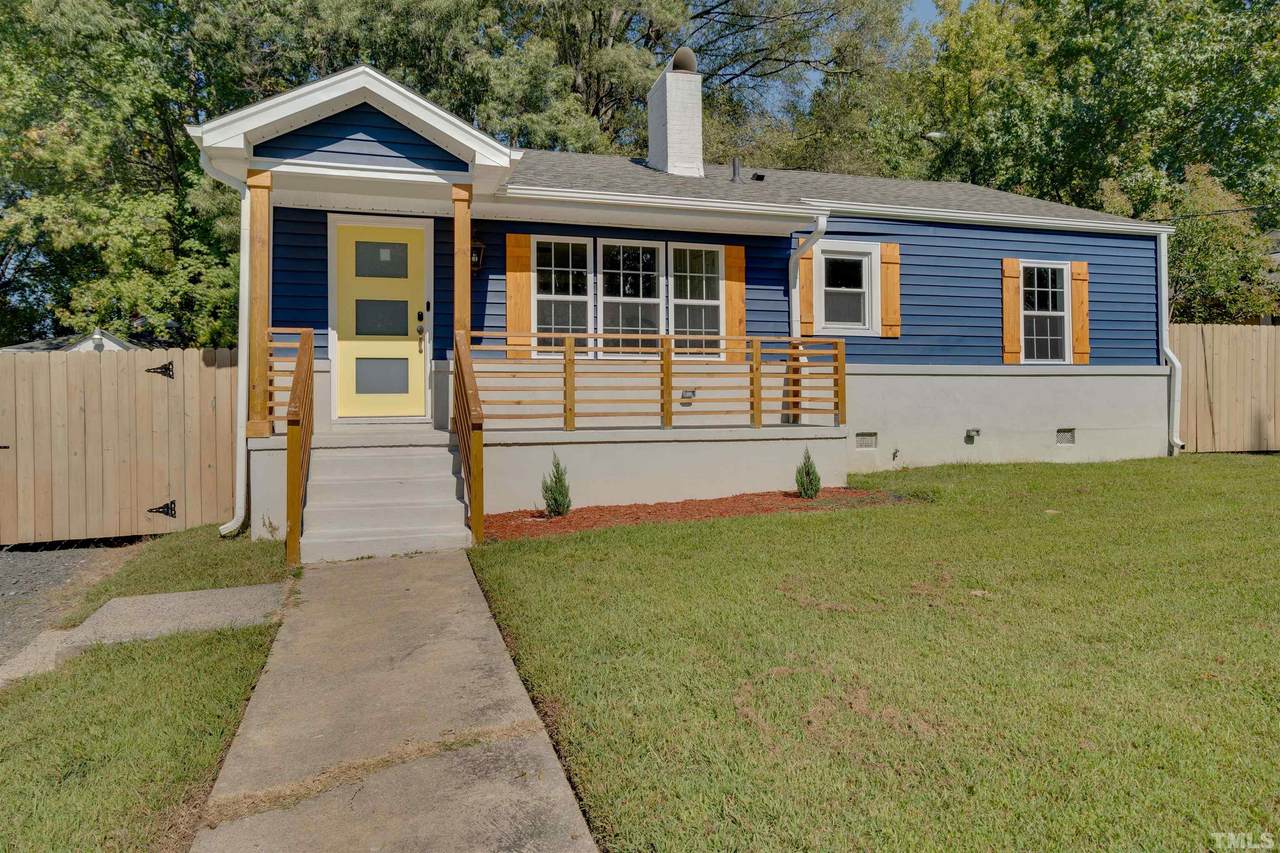 403 Edward Street - Photo 1
