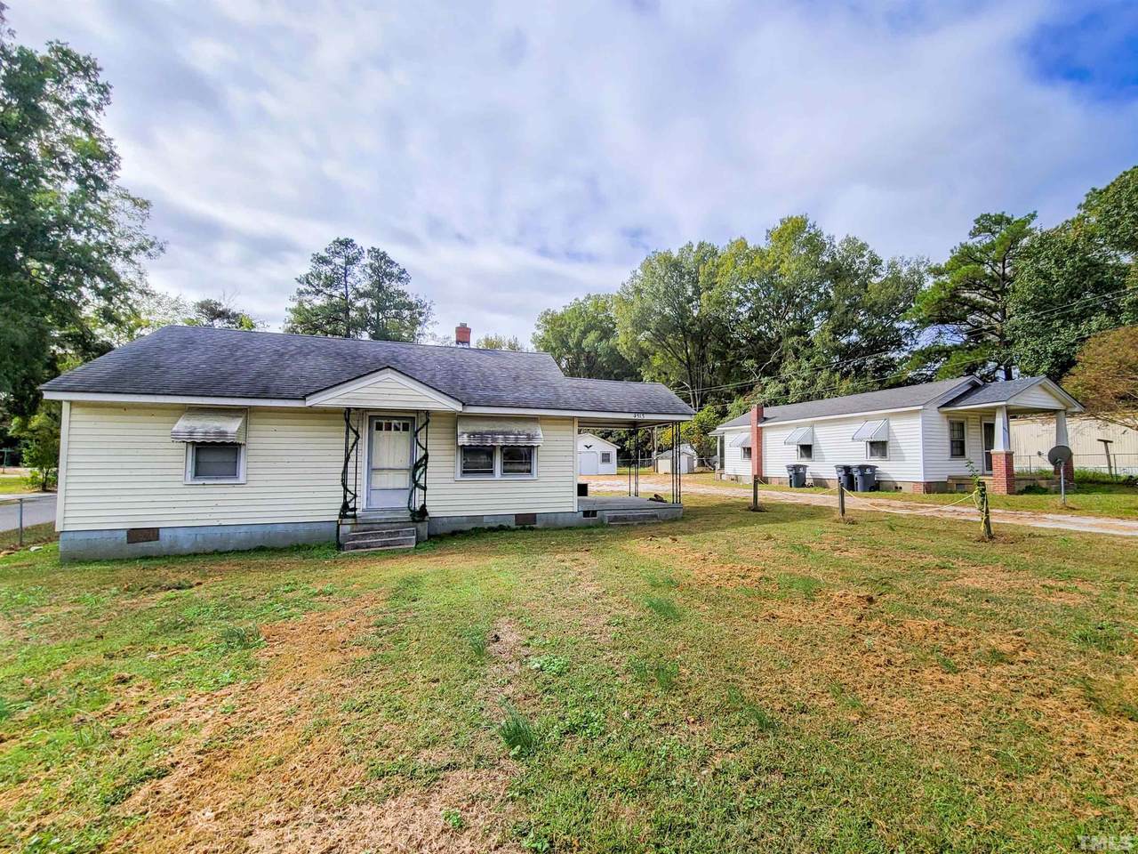 4513 Sunset Avenue - Photo 1