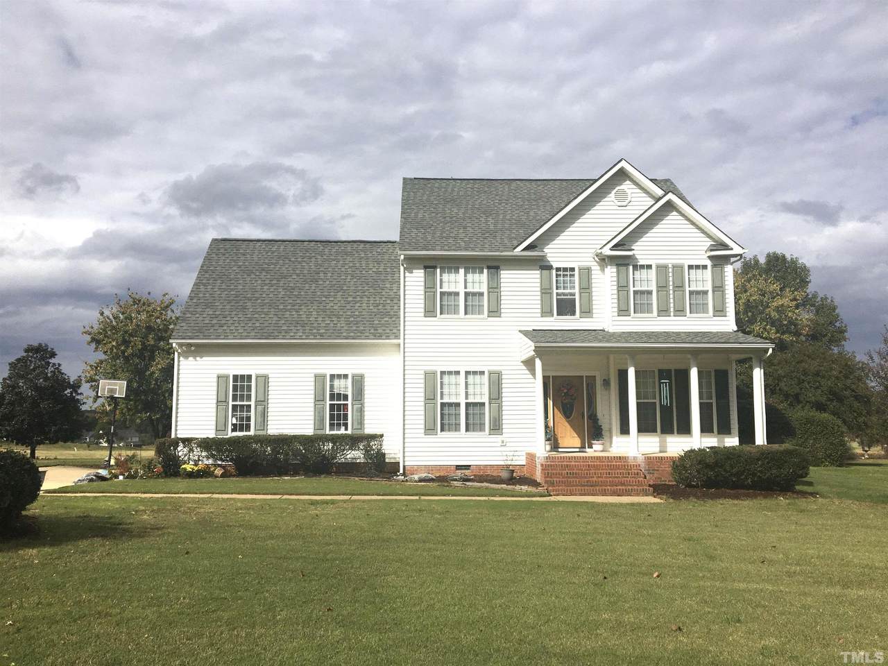 376 Riverwood Drive - Photo 1