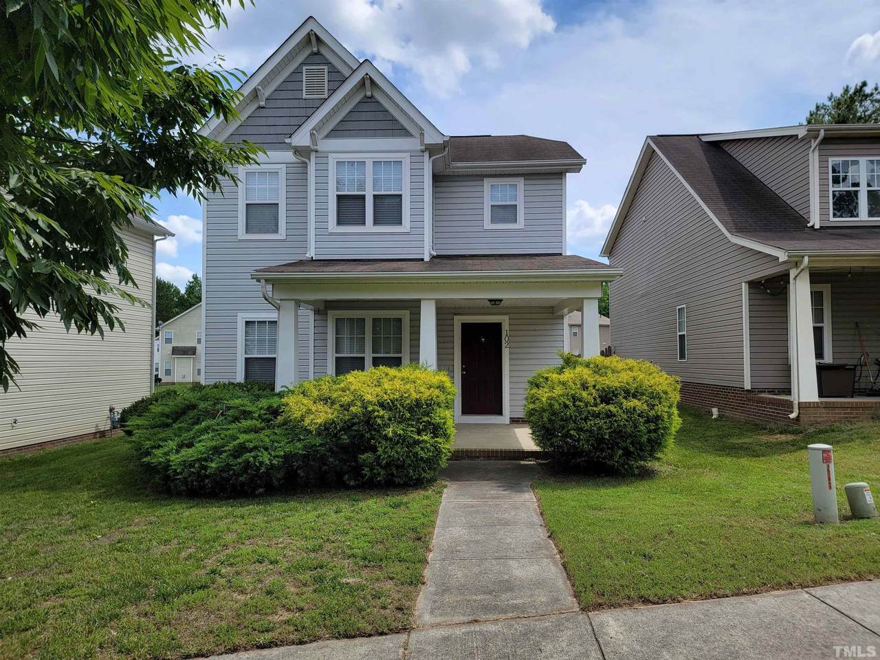 102 York Drive - Photo 1