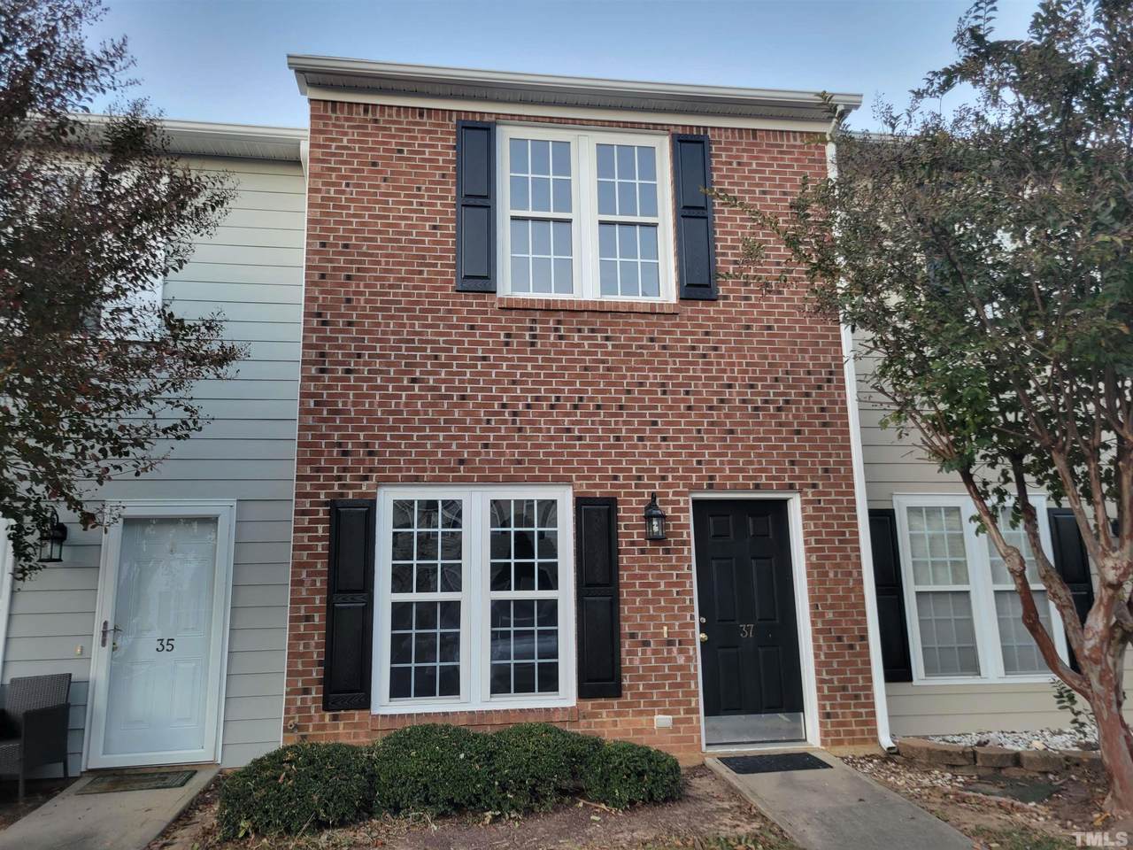 37 Cheltenham Drive - Photo 1