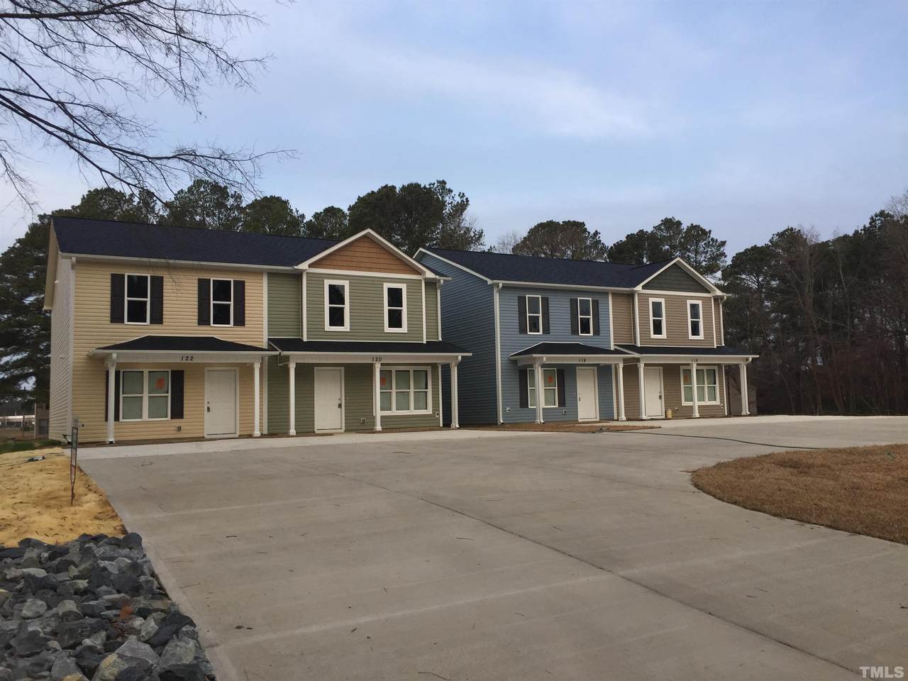 120 Temple Street - Photo 1