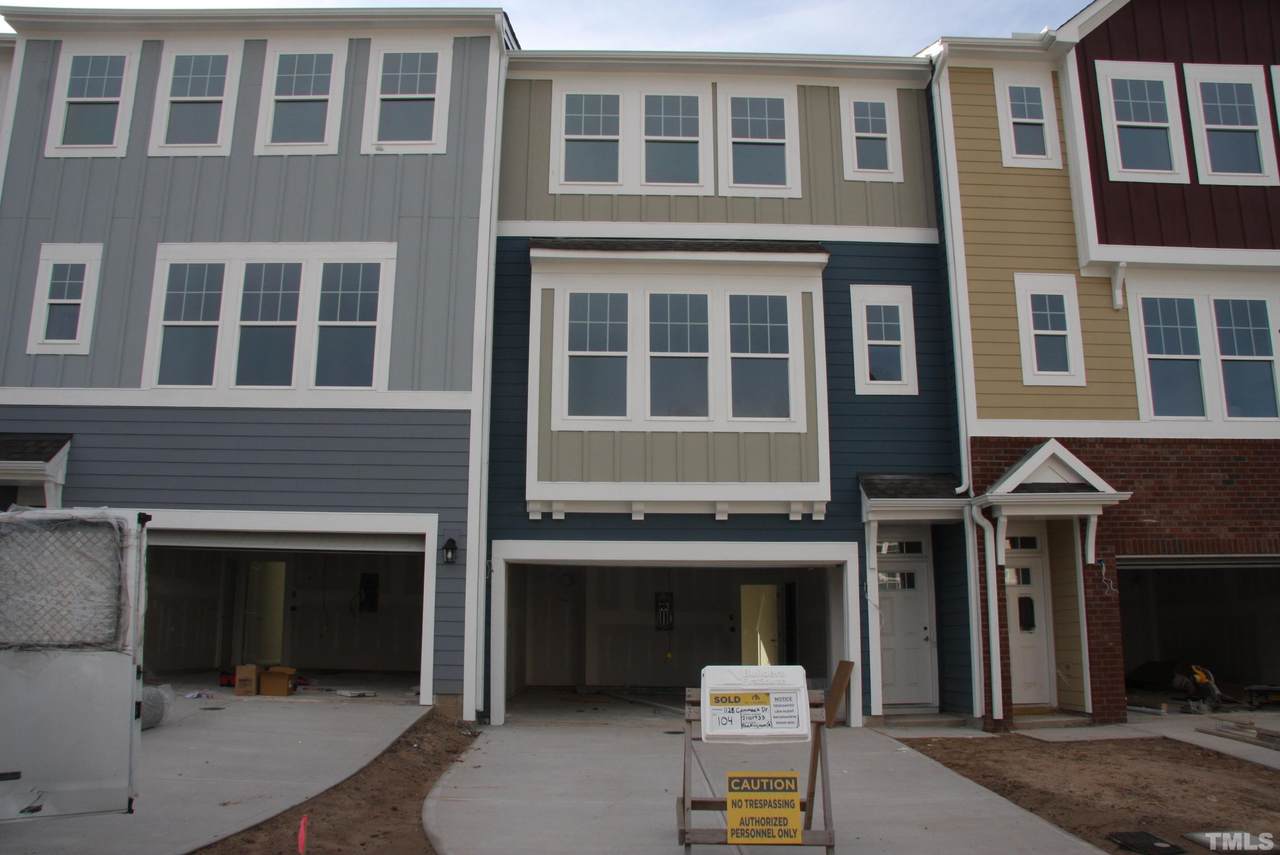 1128 Commack Drive - Photo 1