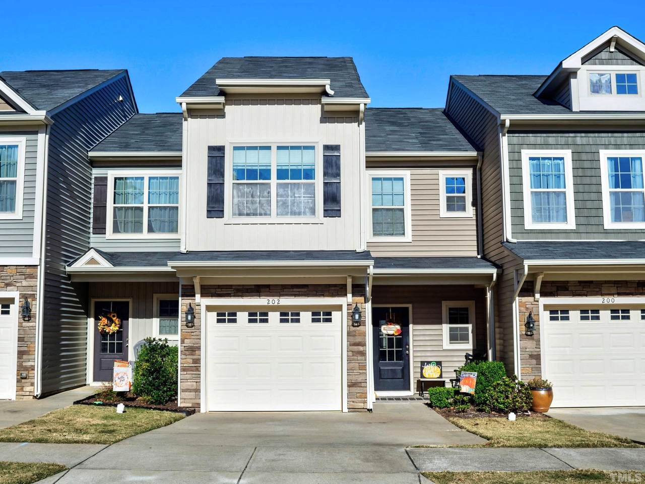 202 Beaconwood Lane - Photo 1