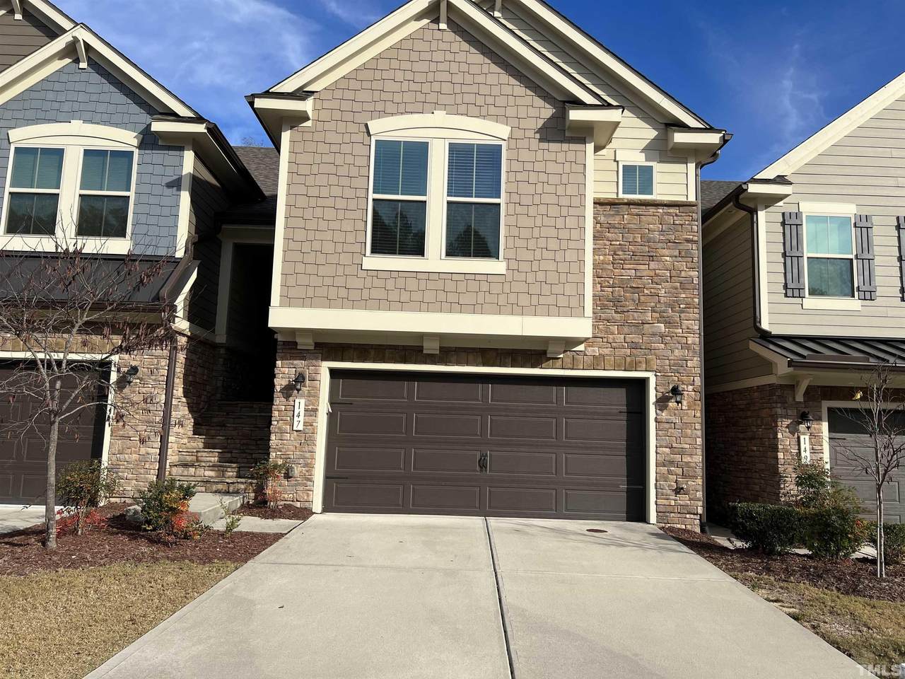 147 Alamosa Place - Photo 1