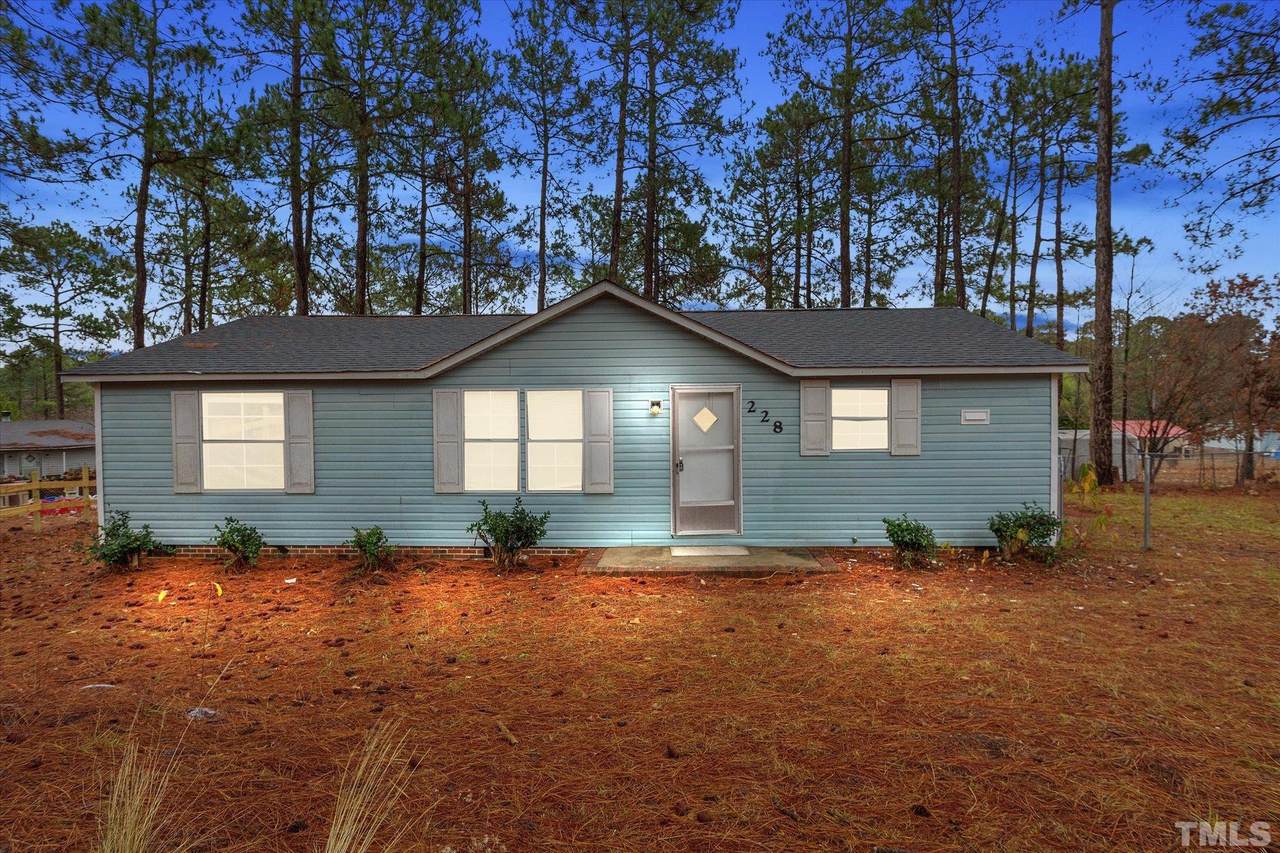 228 Fox Wood Drive - Photo 1