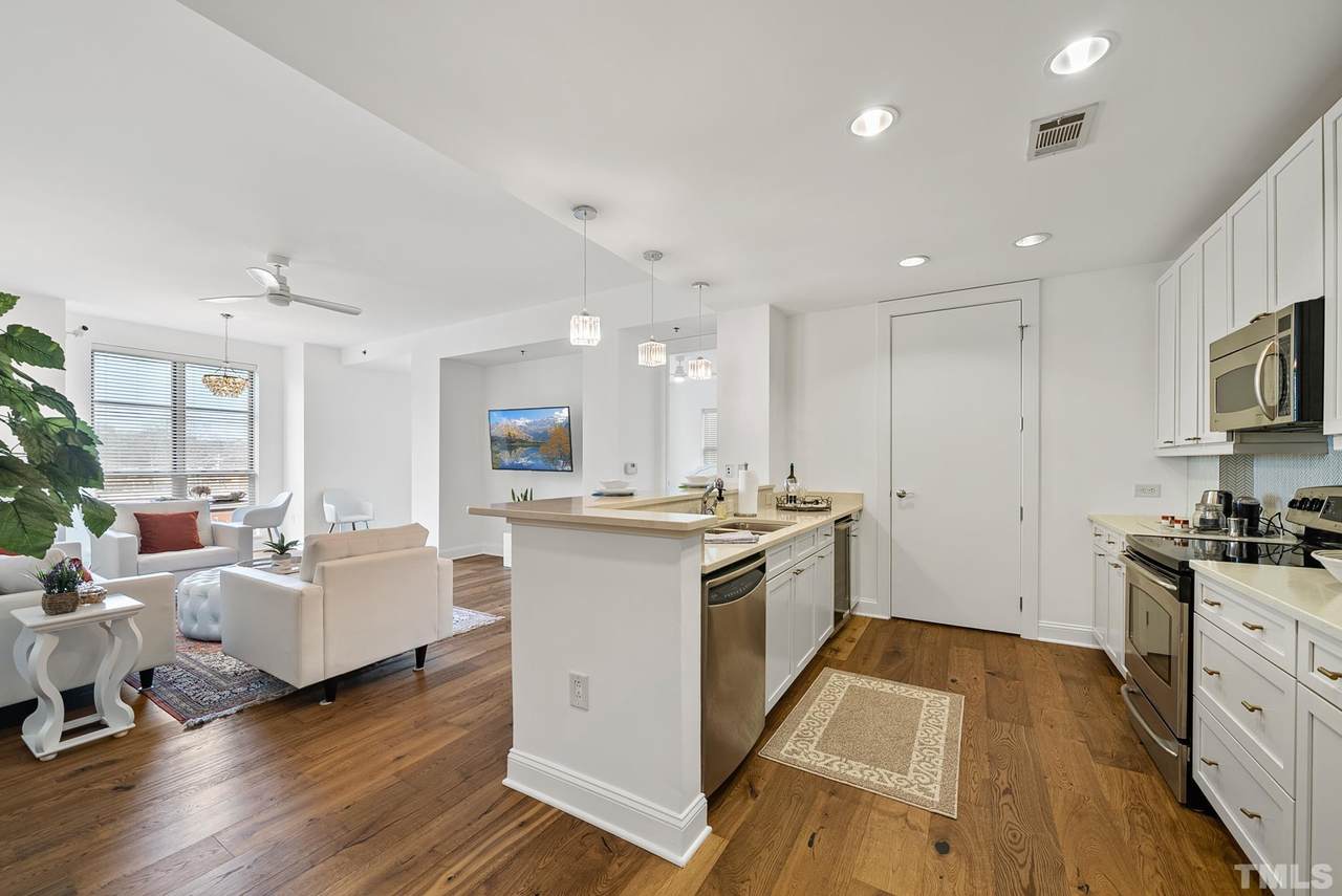 618 Boylan Avenue - Photo 1