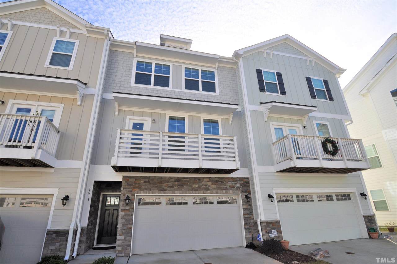 1011 Diamond Dove Lane - Photo 1