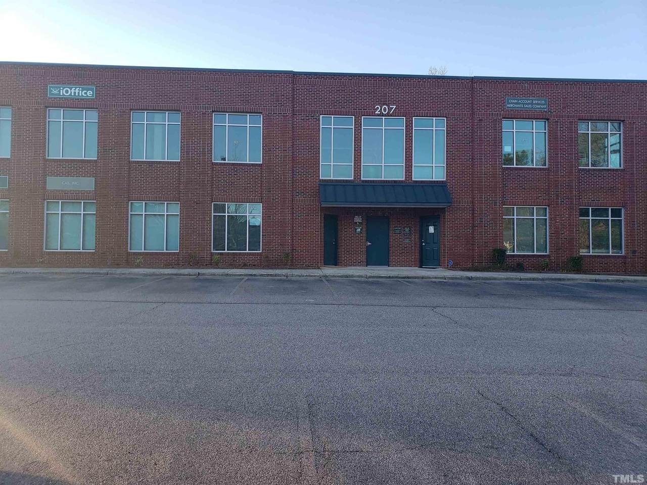 207 Millbrook Road - Photo 1