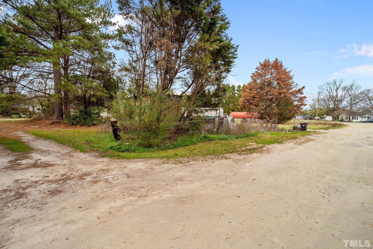 3291 Nc 210 - Photo 1