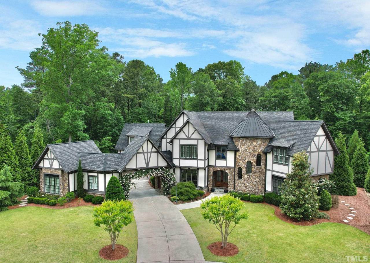 303 Montclair Way - Photo 1