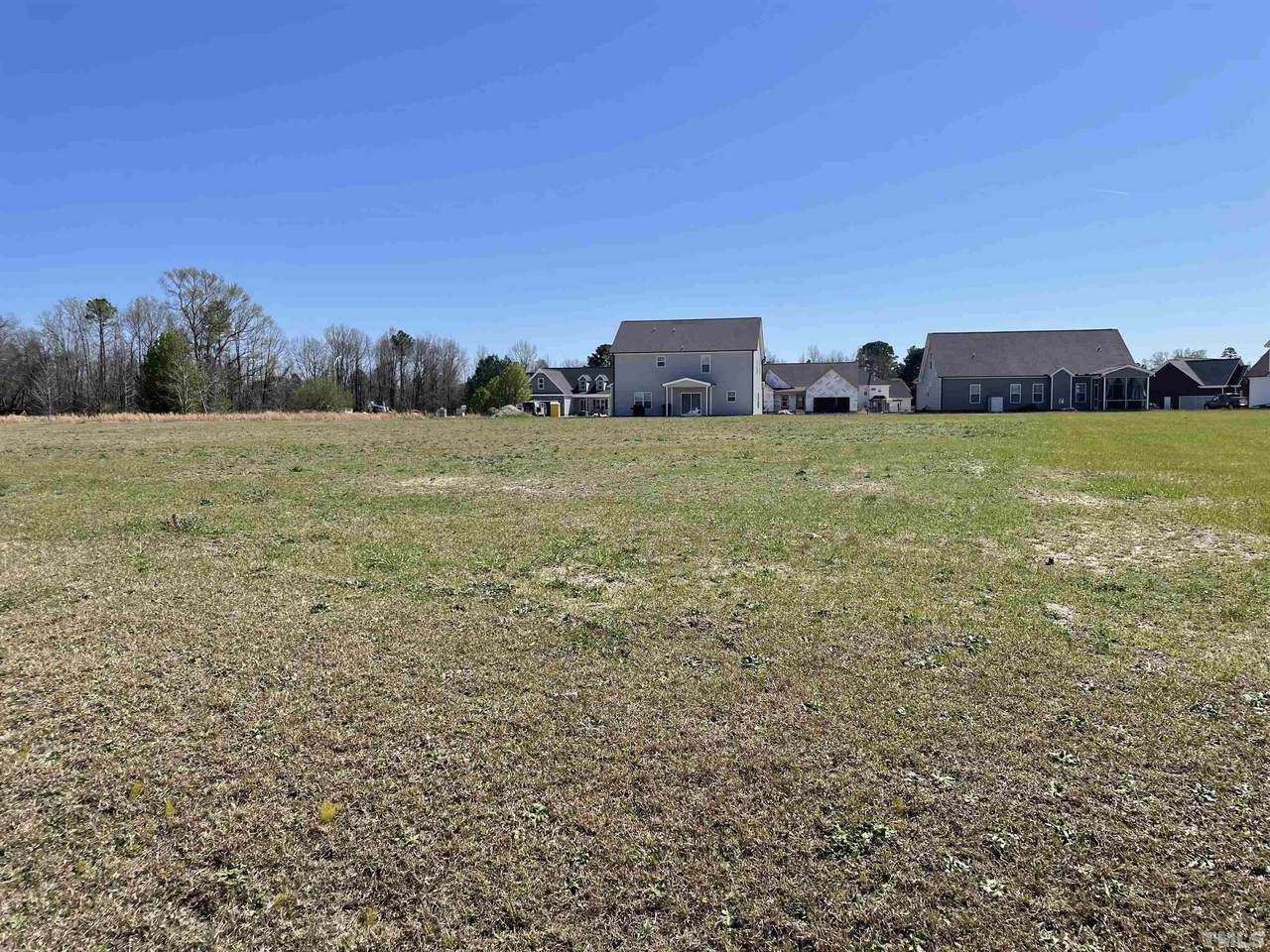 206 Stonewood Drive - Photo 1