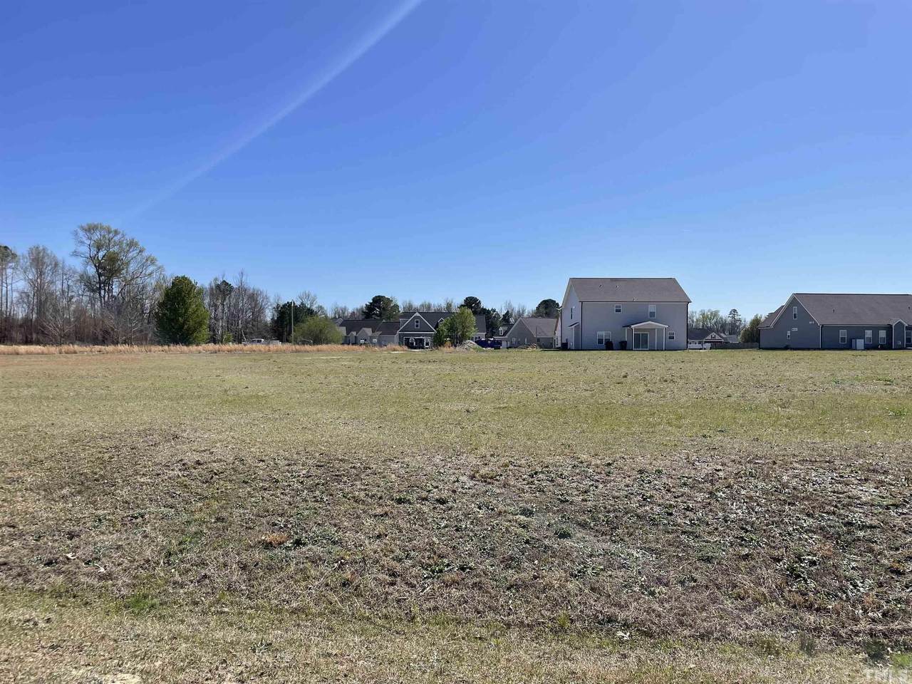208 Stonewood Drive - Photo 1
